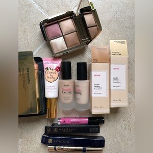 HOURGLASS MAKEUP BUNDLE‼️FIRM PRICE‼️